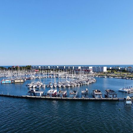 Hausboot Fehmarn酒店 外观 照片